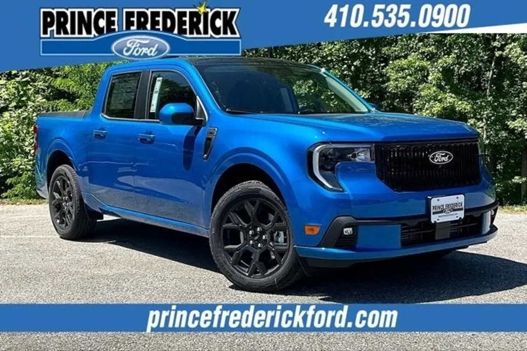 2025 Ford Maverick photo 1