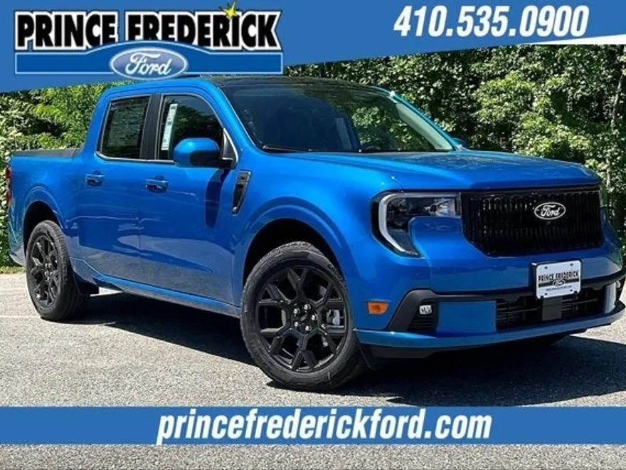 2025 Ford Maverick photo 1