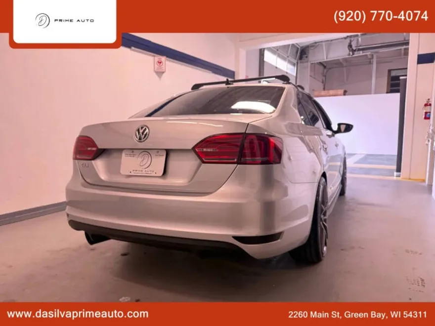 2014 Volkswagen Jetta 2.0T GLI photo 1