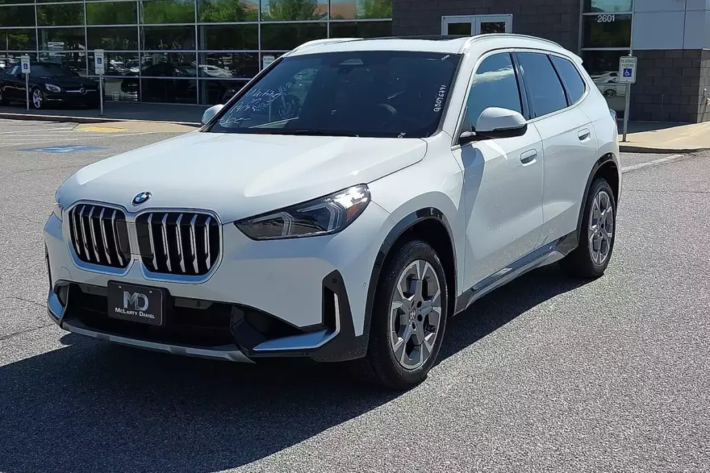 2025 Bmw X1 XDrive28i photo 1
