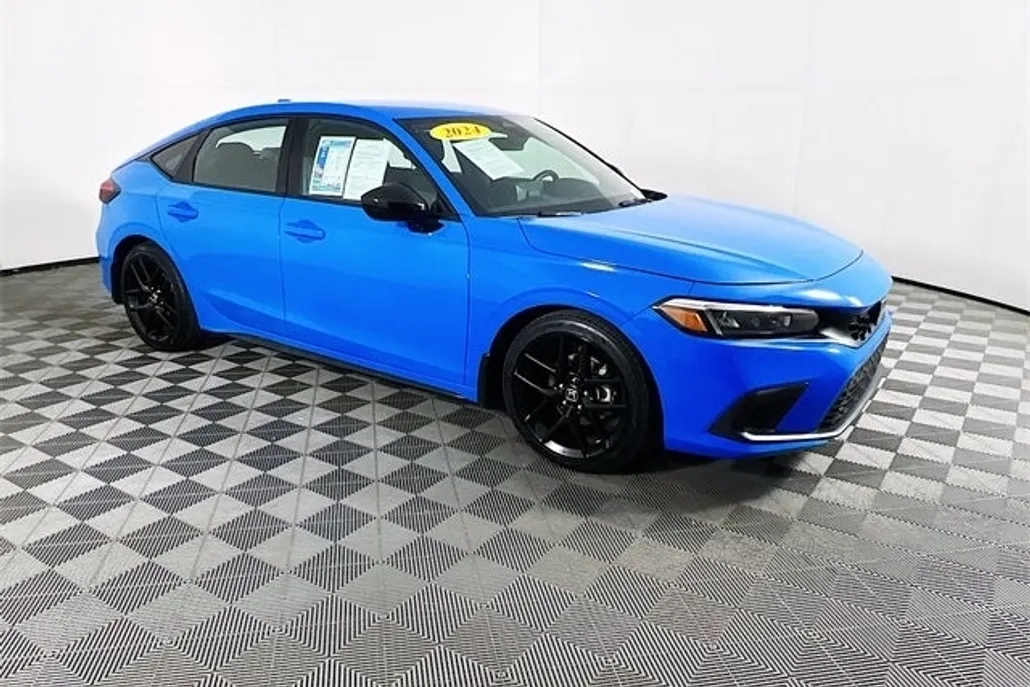 2024 Honda Civic Hatchback Sport photo 1
