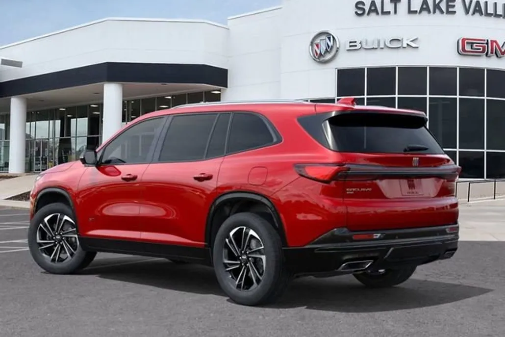 2025 Buick Enclave Sport Touring photo 1