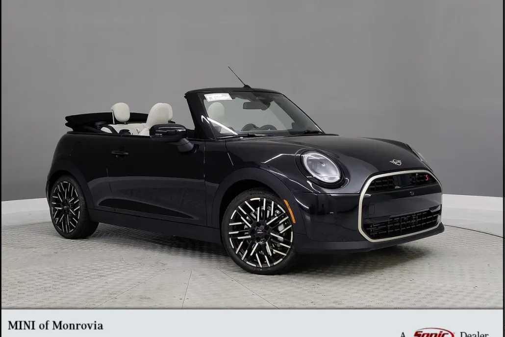 2026 Mini Cooper Convertible Iconic photo 1