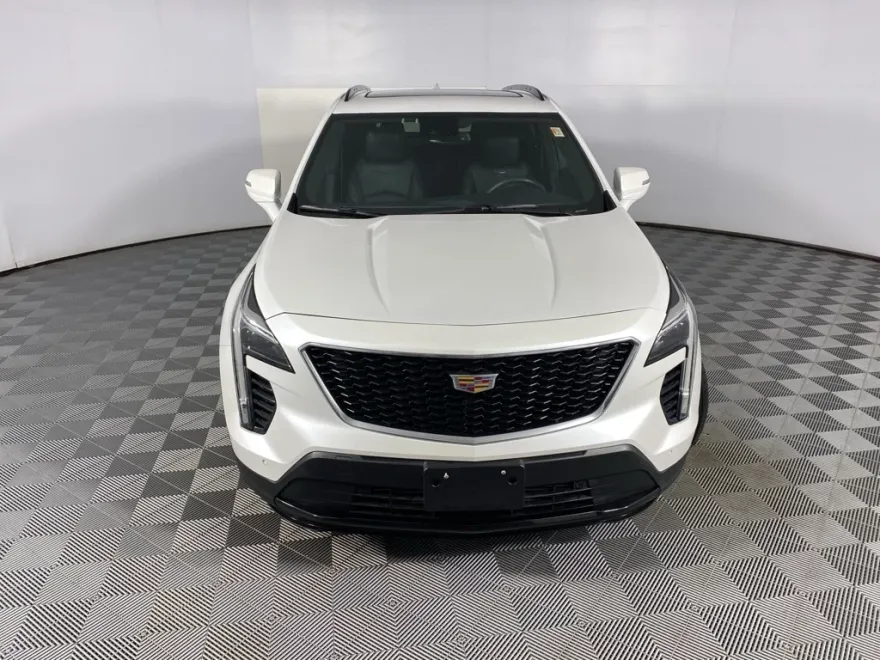 2023 Cadillac XT4 Sport photo 1