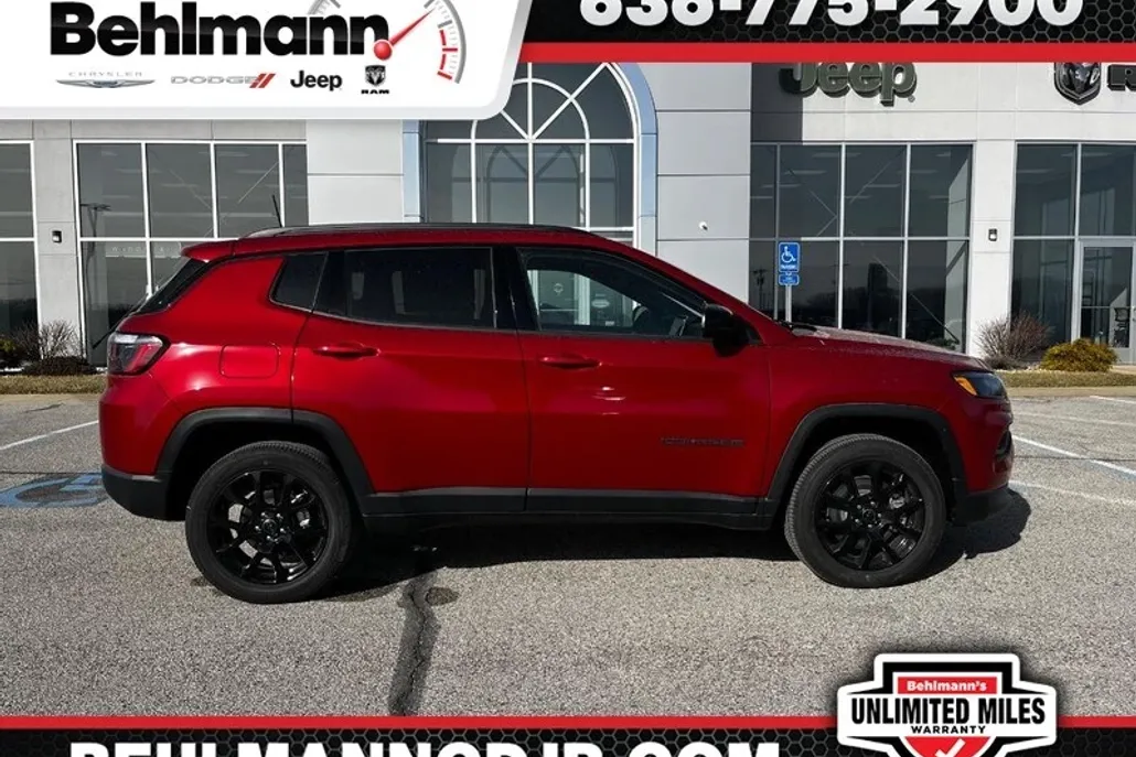 2025 Jeep Compass Latitude photo 1
