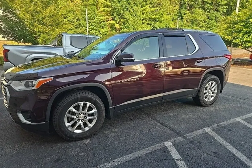 2018 Chevrolet Traverse Cloth 1LT photo 1