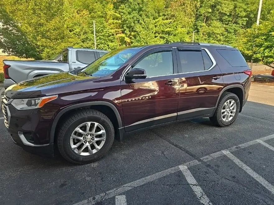 2018 Chevrolet Traverse Cloth 1LT photo 1