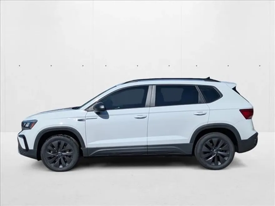 2022 Volkswagen Taos S photo 1