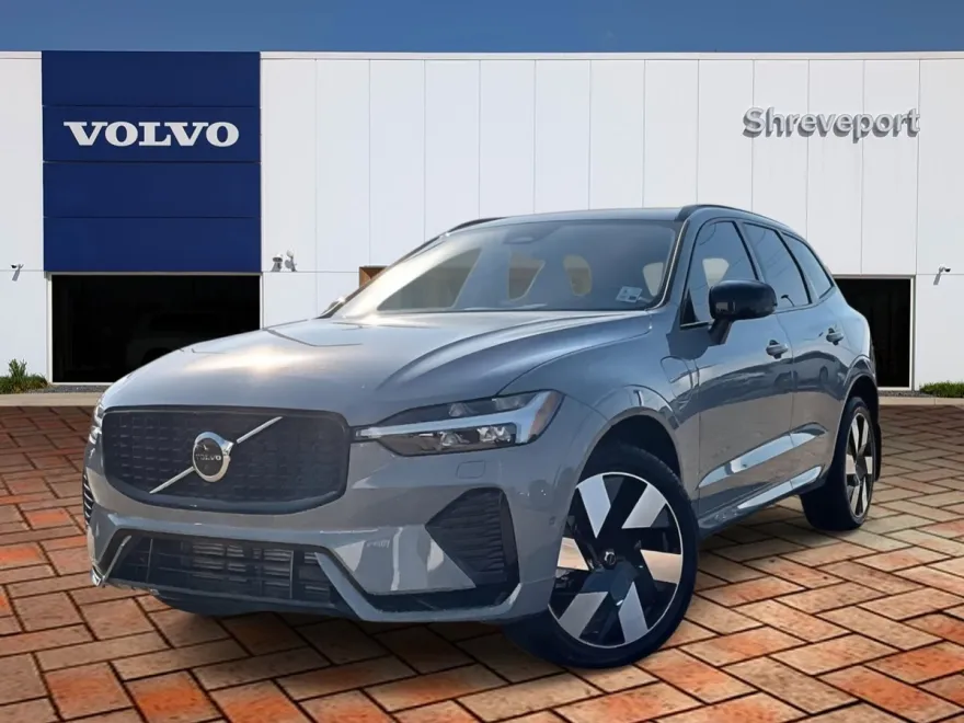 2025 Volvo XC60 Hybrid T8 Plus photo 1