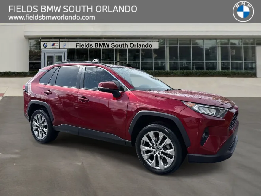 2021 Toyota RAV4 XLE Premium photo 1