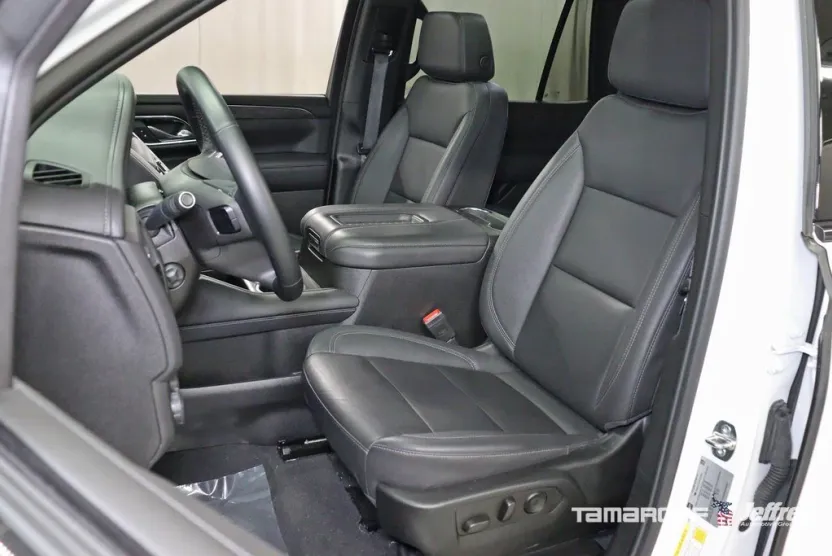 2023 Chevrolet Tahoe Z71 photo 1