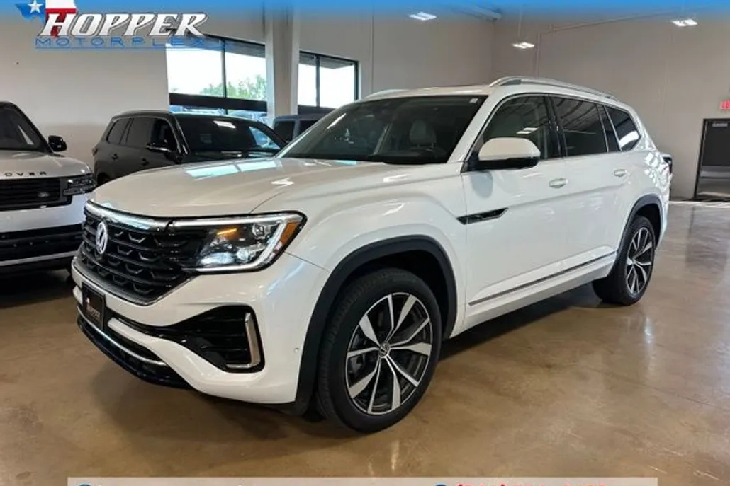 2024 Volkswagen Atlas SEL Premium R-Line photo 1