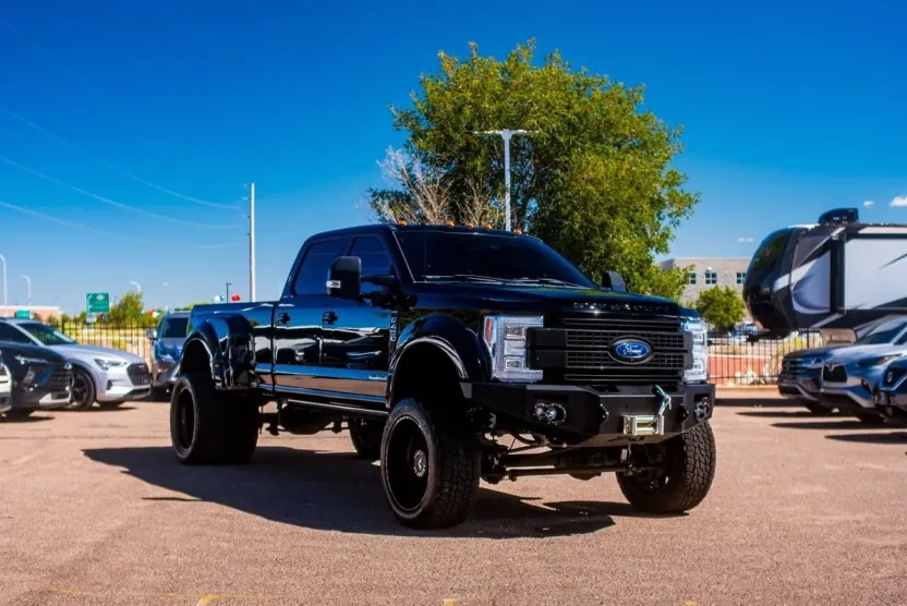 2017 Ford F-450 photo 1