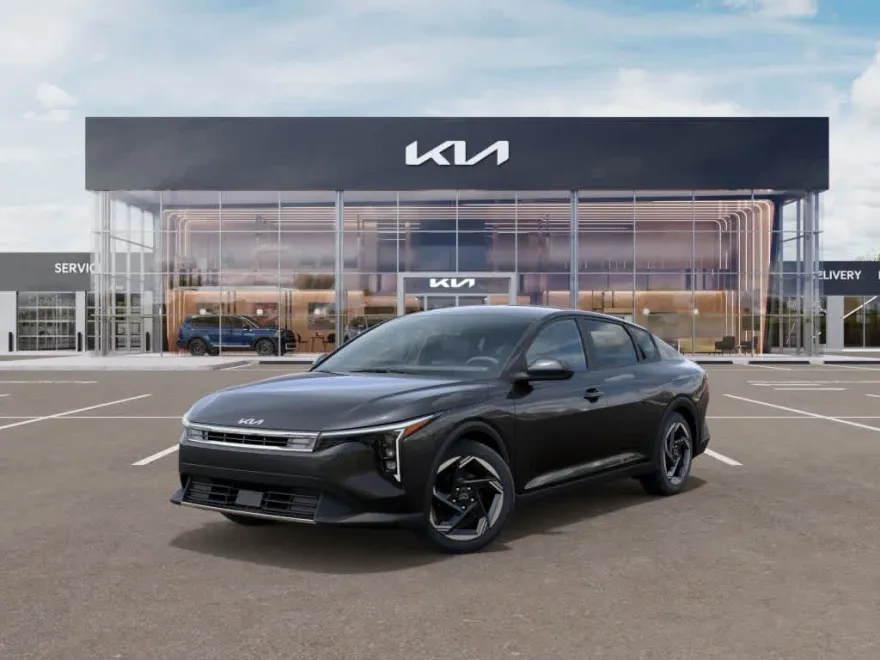2025 Kia K4 EX photo 1