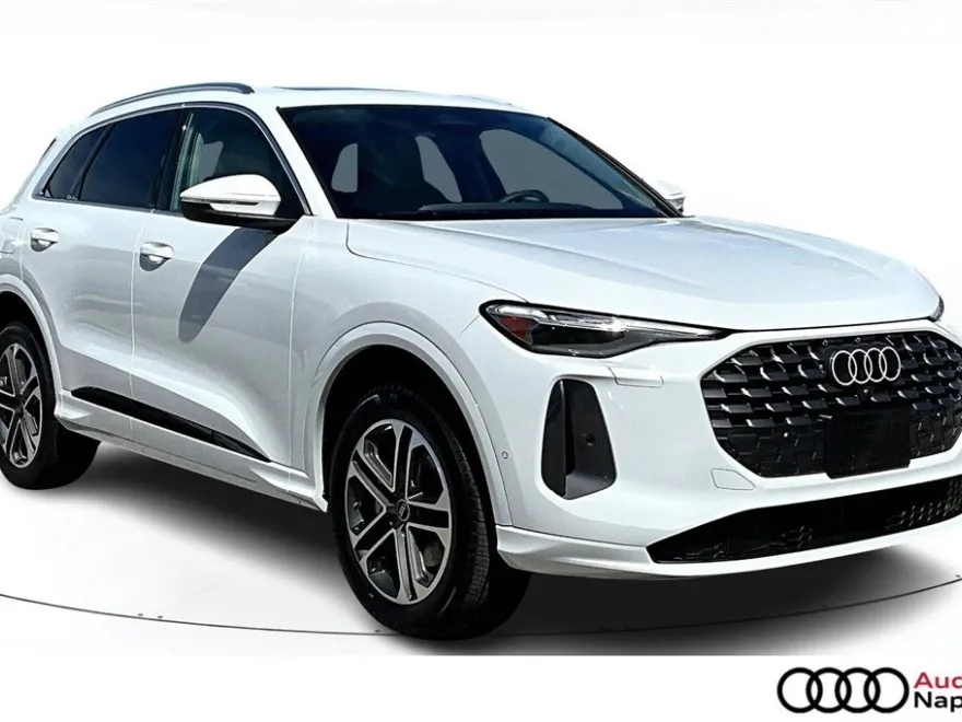 2025 Audi Q5 2.0T Premium Plus photo 1