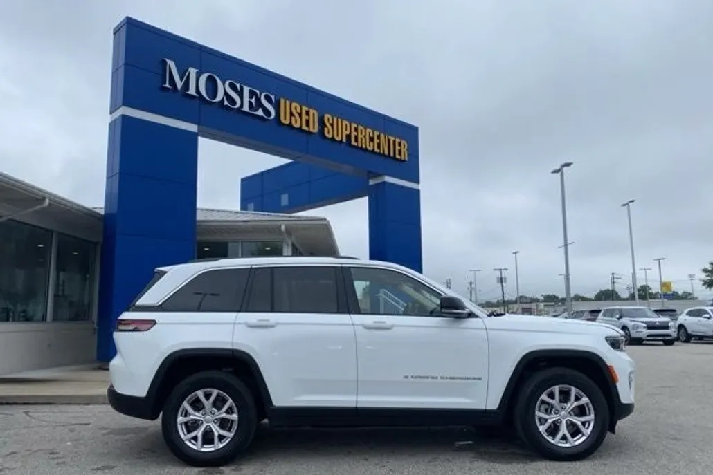 2022 Jeep Grand Cherokee Limited photo 1