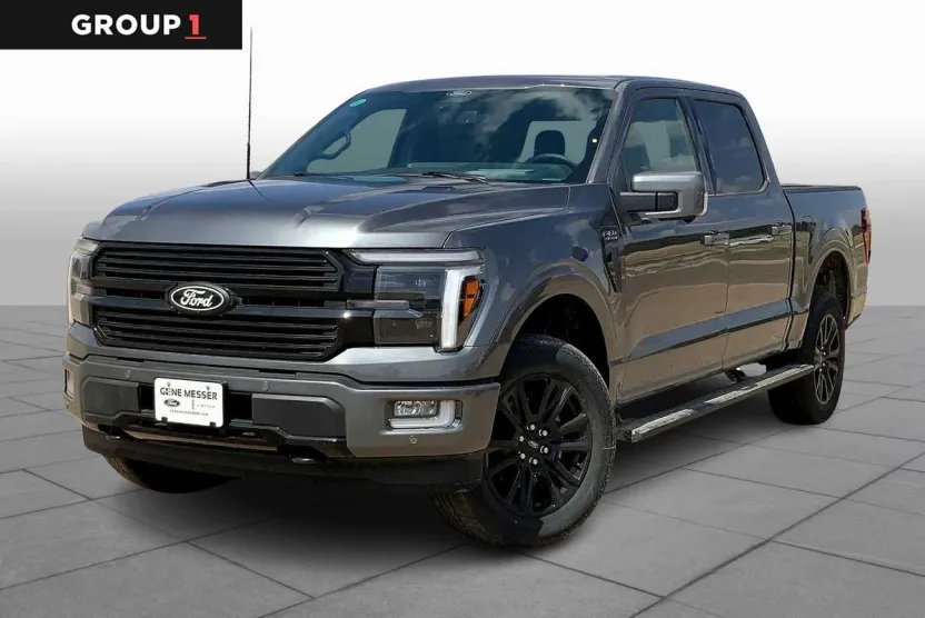 2025 Ford F-150 Platinum photo 1
