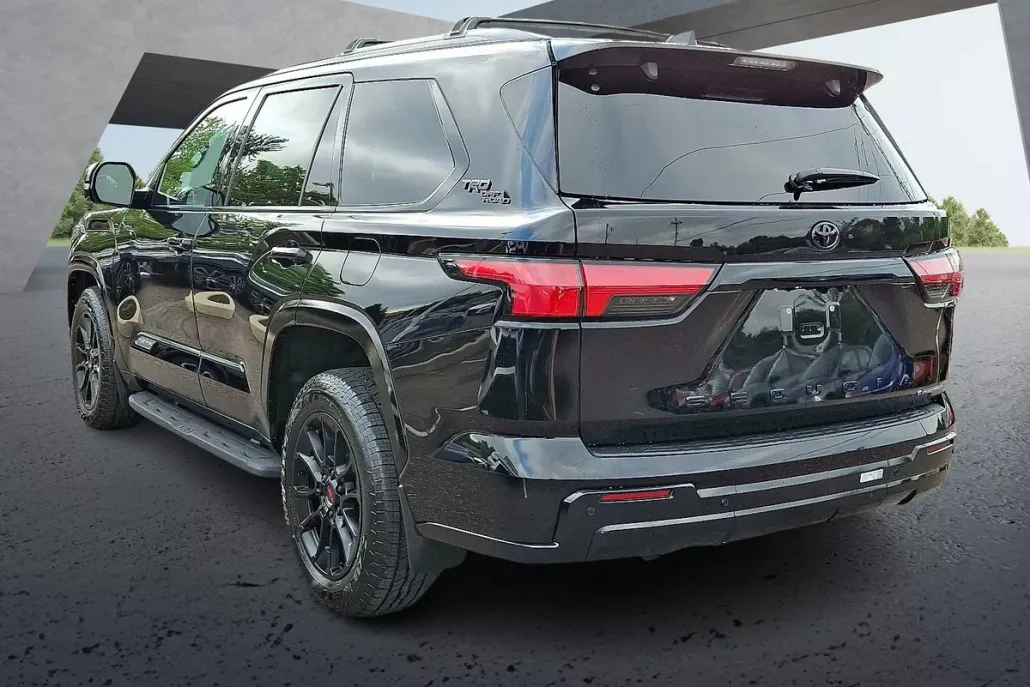 2025 Toyota Sequoia Platinum Sport photo 1