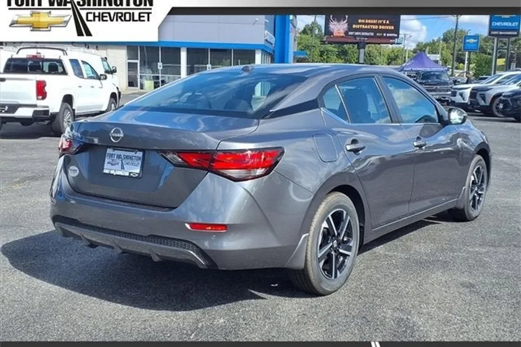 2025 Nissan Sentra SV photo 1