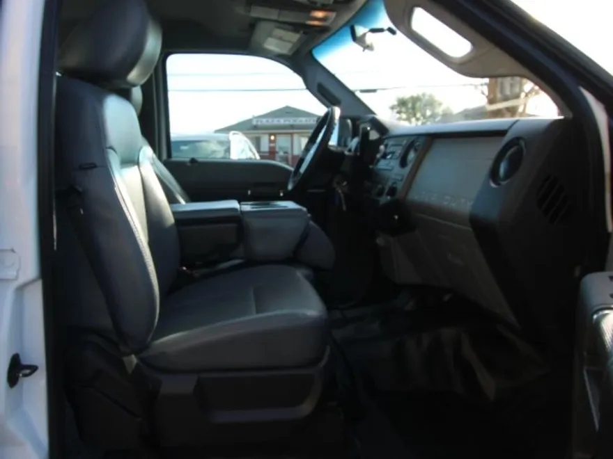 2015 Ford F-250 photo 1