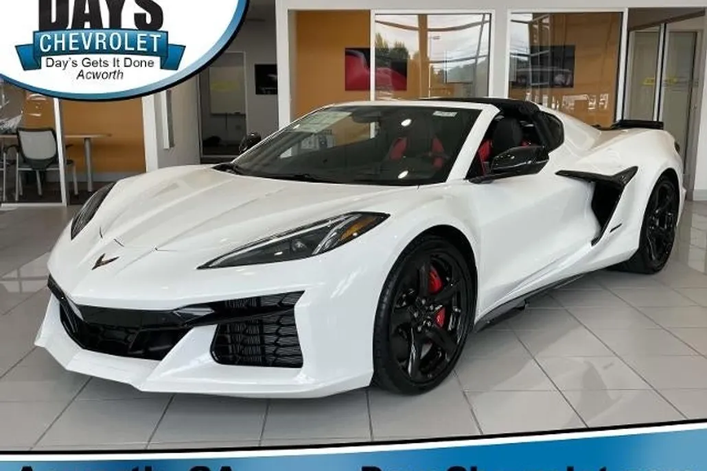 2025 Chevrolet Corvette E-Ray Coupe 2LZ photo 1