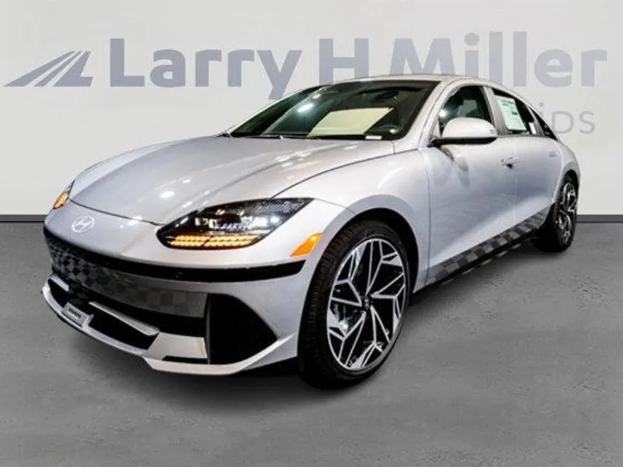2025 Hyundai Ioniq 6 SEL photo 1