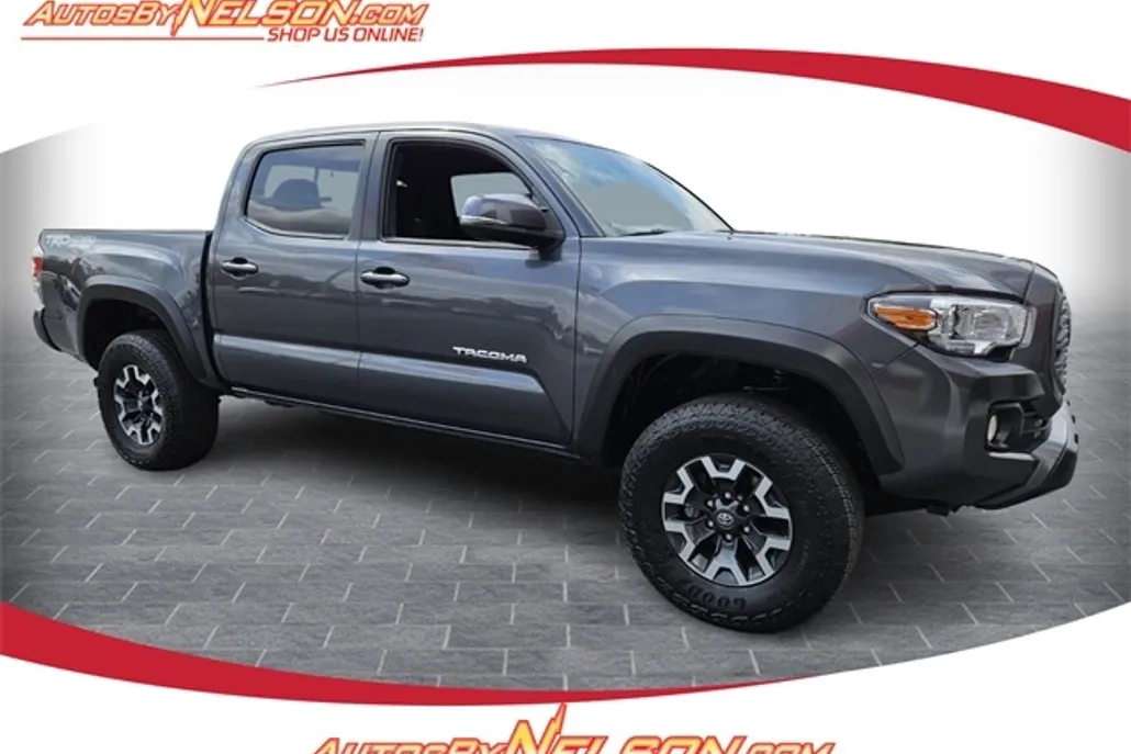 2023 Toyota Tacoma TRD Off-Road photo 1