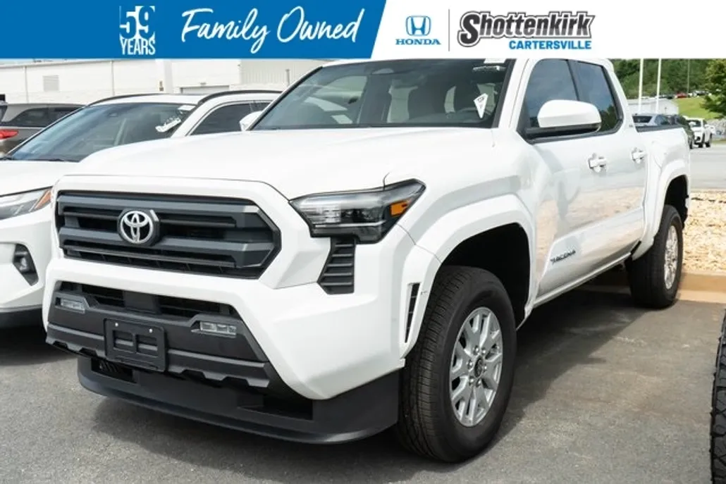 2024 Toyota Tacoma SR5 photo 1