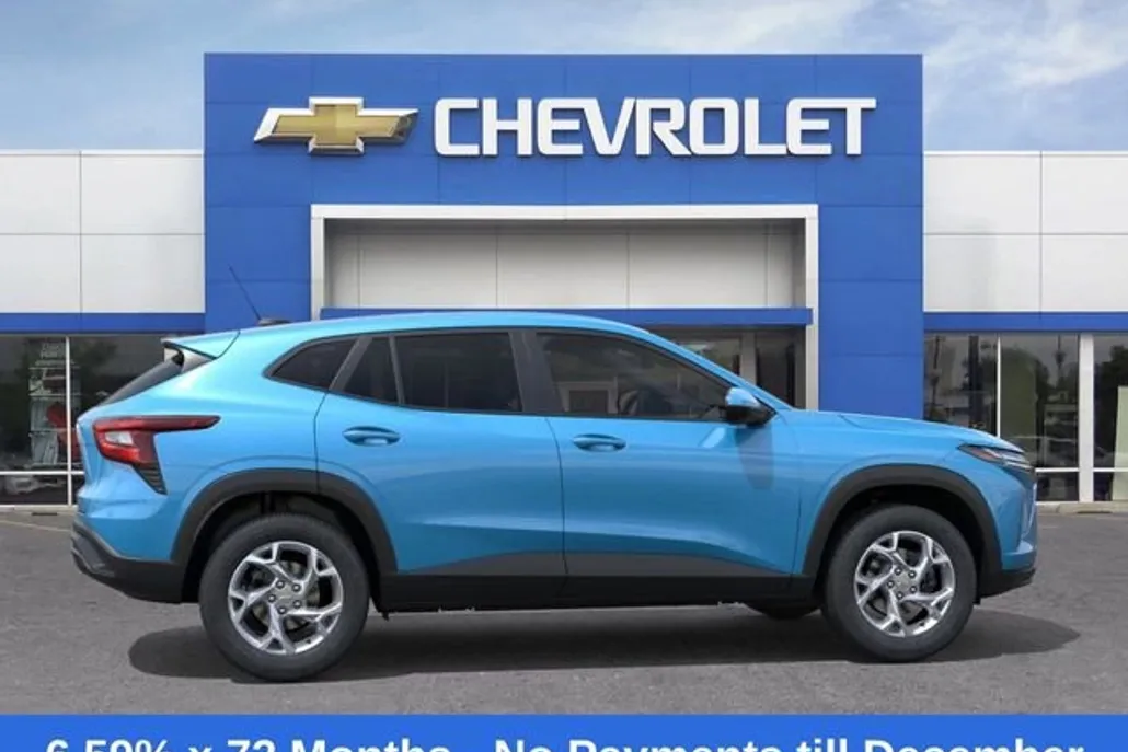 2026 Chevrolet Trax LS photo 1
