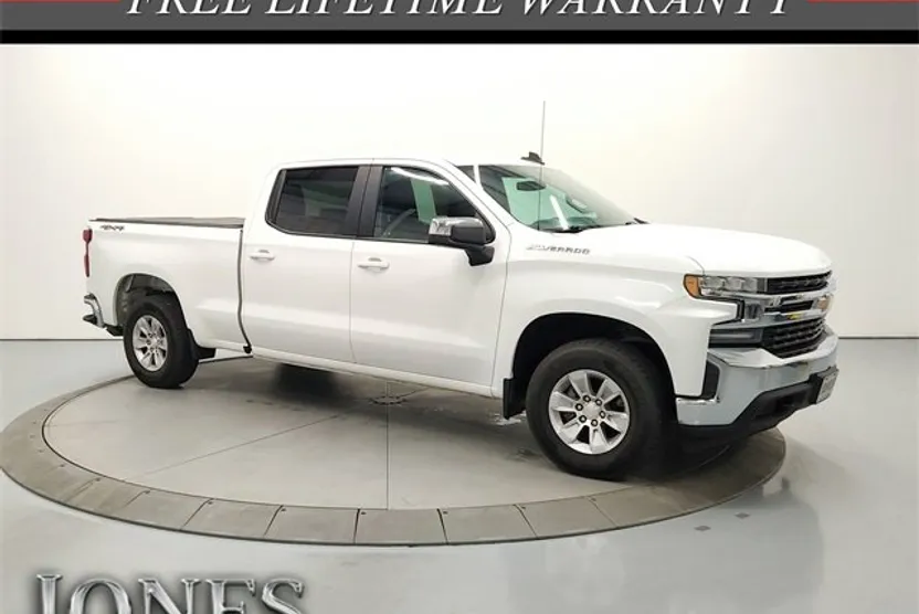 2020 Chevrolet Silverado 1500 LT photo 1