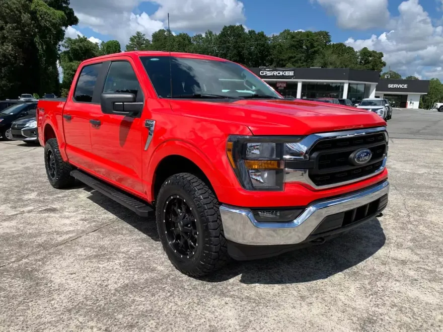 2023 Ford F-150 XLT photo 1