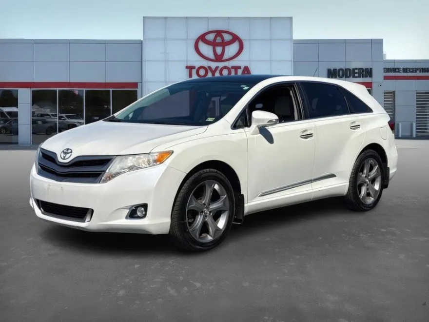 2013 Toyota Venza XLE photo 1