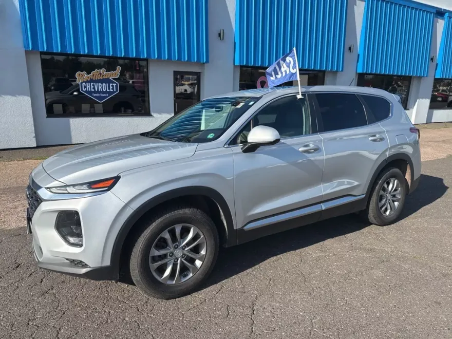 2020 Hyundai Santa Fe SE photo 1