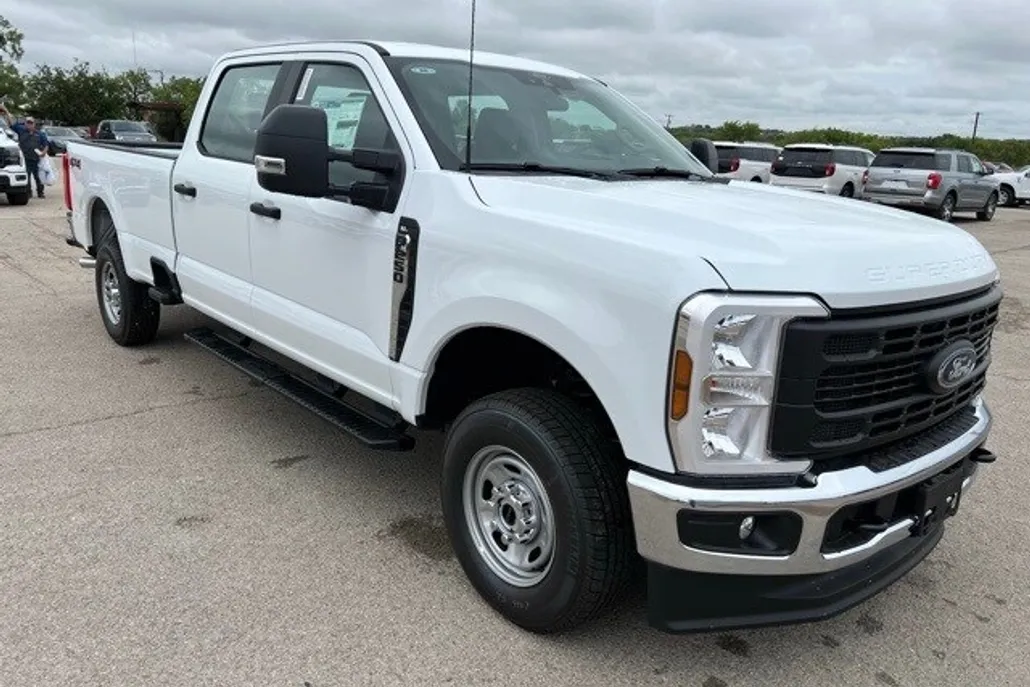2025 Ford F-250 XL photo 1
