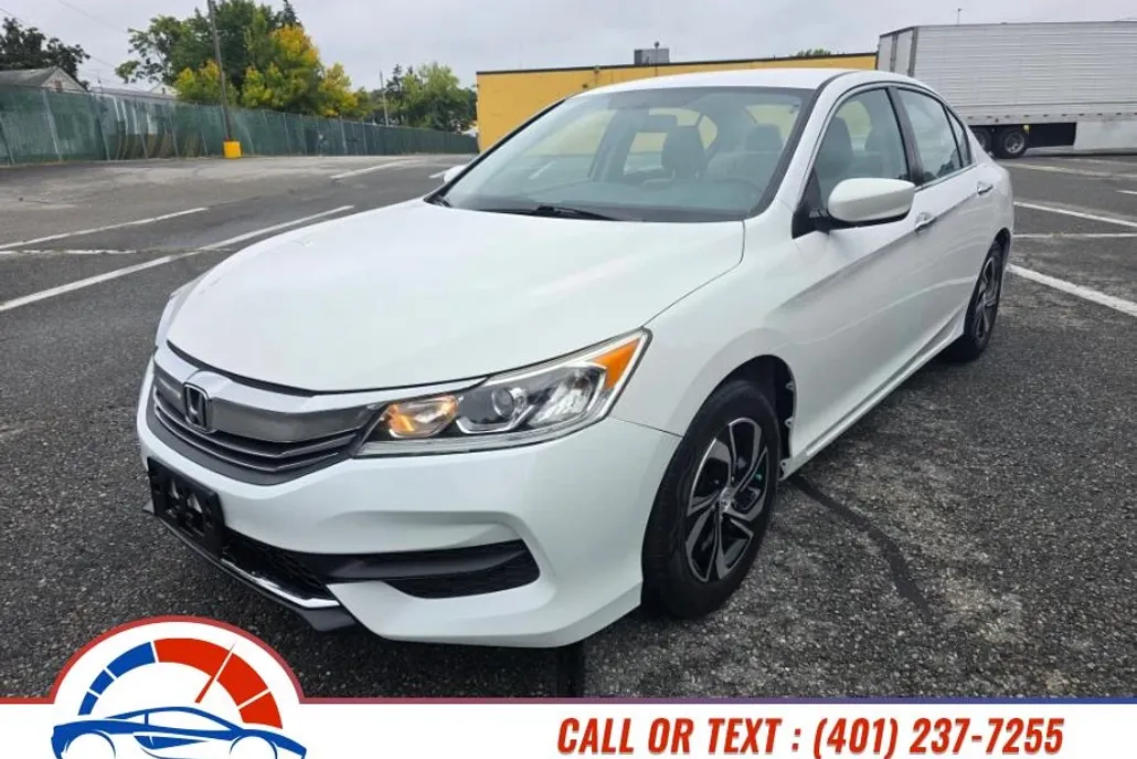 2017 Honda Accord LX photo 1