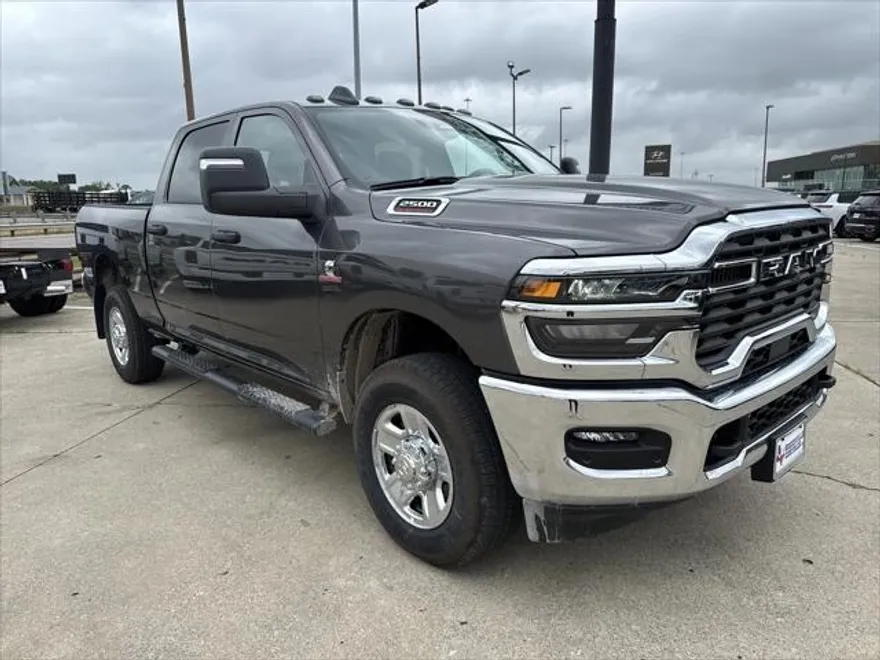 2025 Ram 2500 Tradesman photo 1