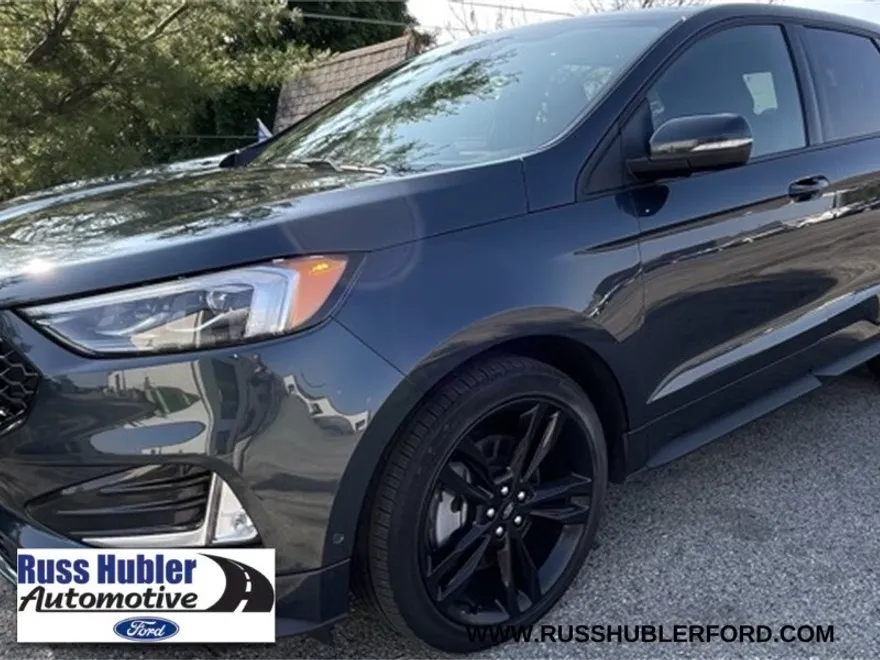 2024 Ford Edge ST photo 1