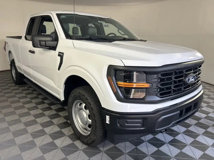 2025 Ford F-150 XL photo 1