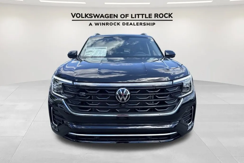 2026 Volkswagen Atlas SEL Premium R-Line photo 1