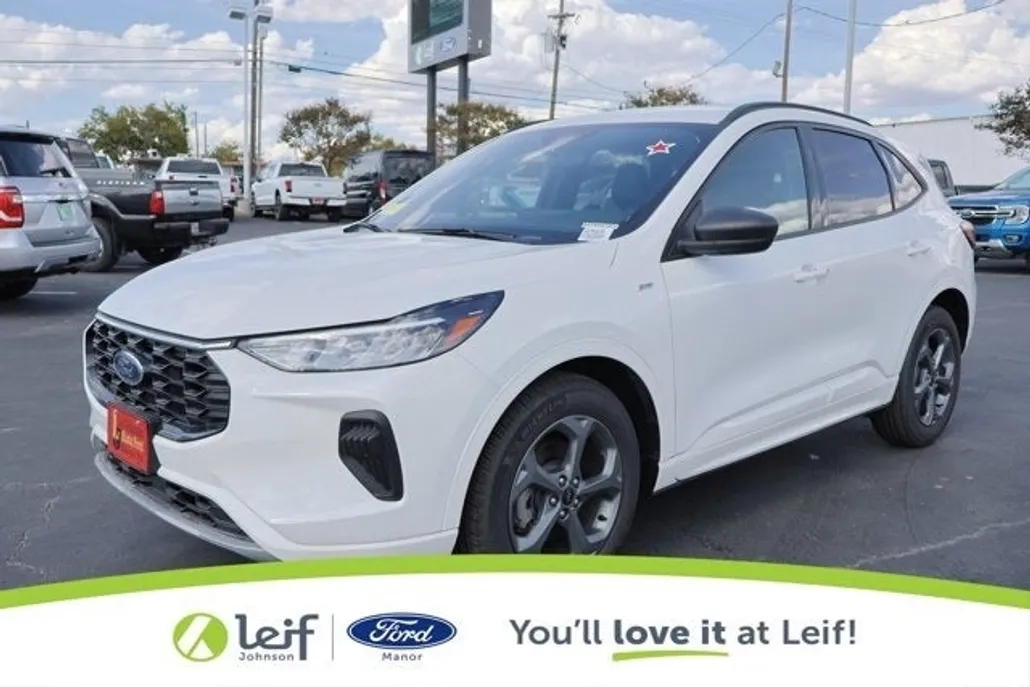 2024 Ford Escape Hybrid ST-Line photo 1