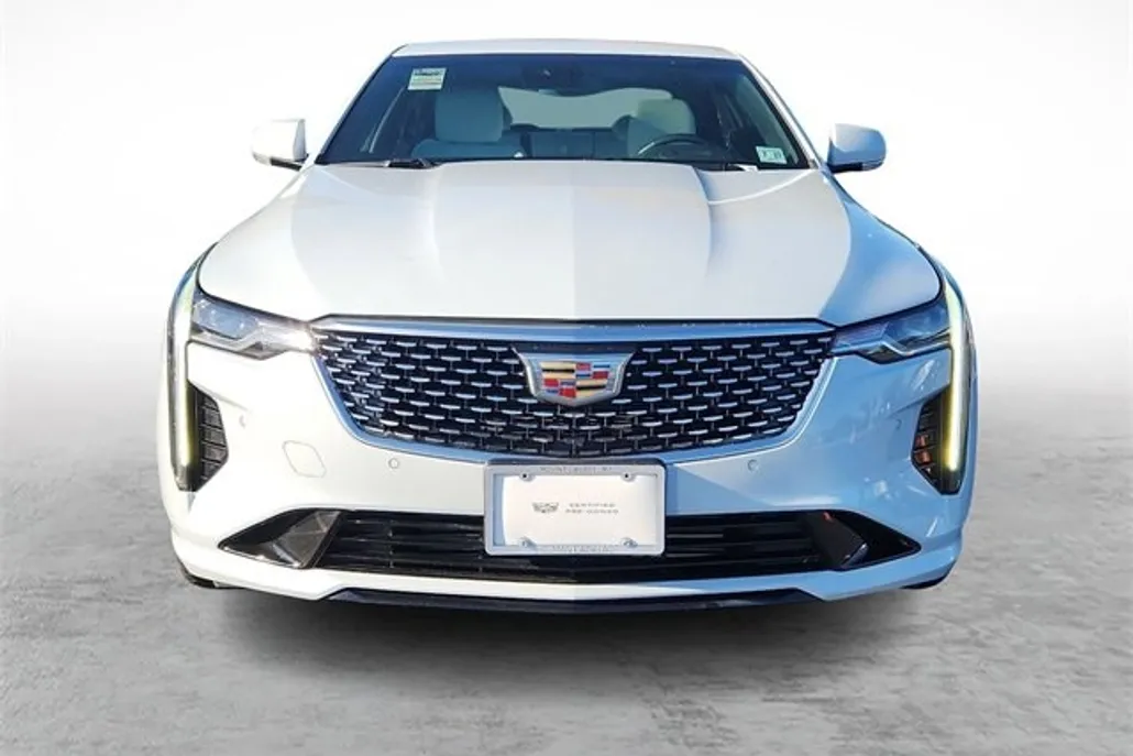 2022 Cadillac CT4 Premium Luxury photo 1