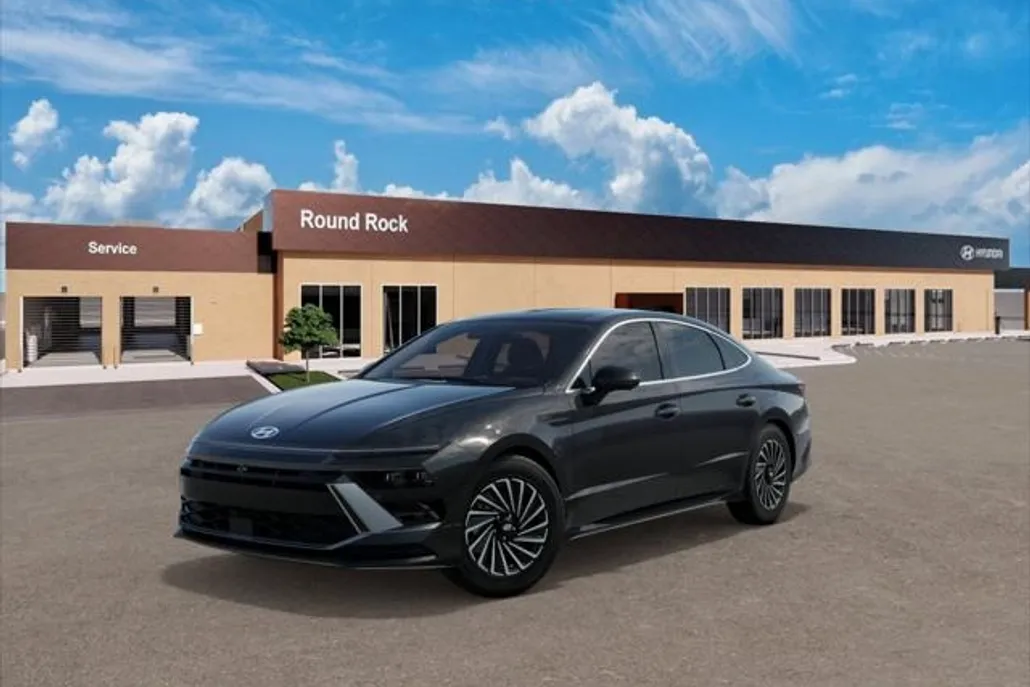 2025 Hyundai Sonata Hybrid Limited photo 1