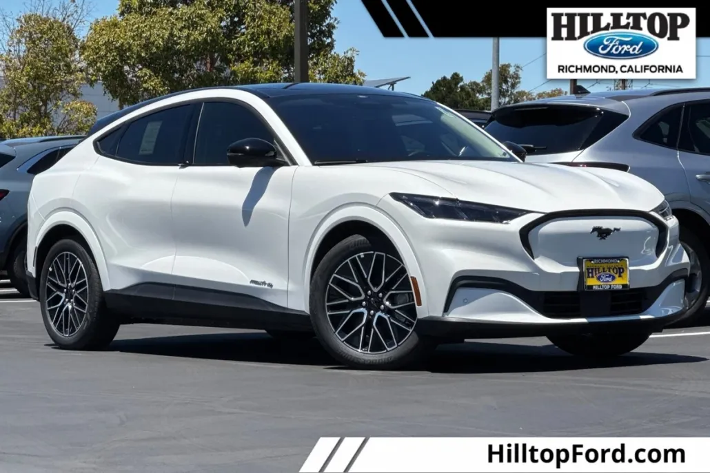2025 Ford Mustang Mach-E Premium photo 1