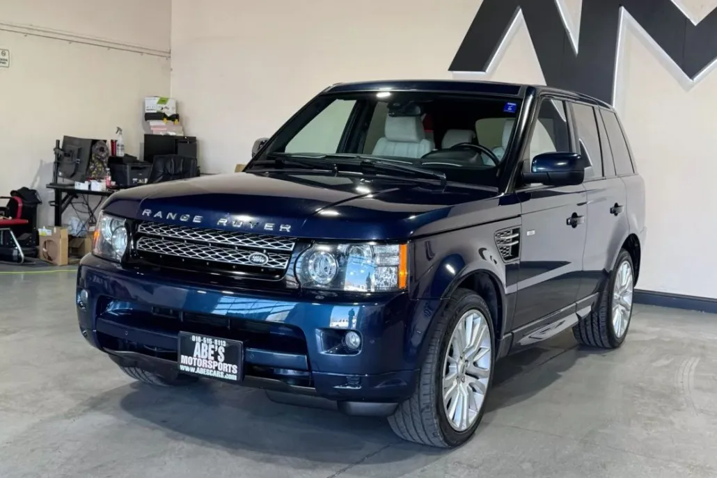 2012 Land Rover Range Rover Sport HSE photo 1