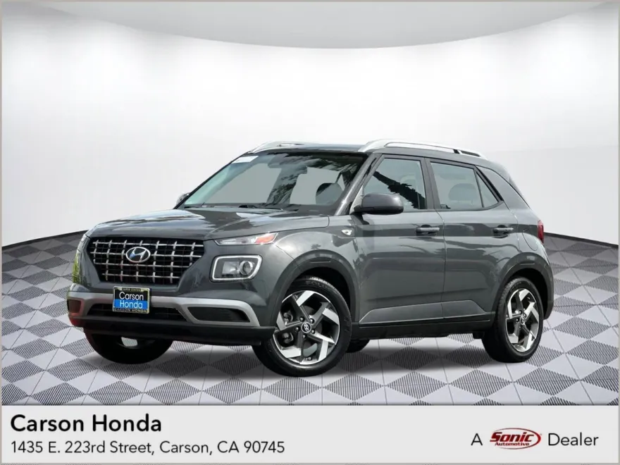 2023 Hyundai Venue SEL photo 1