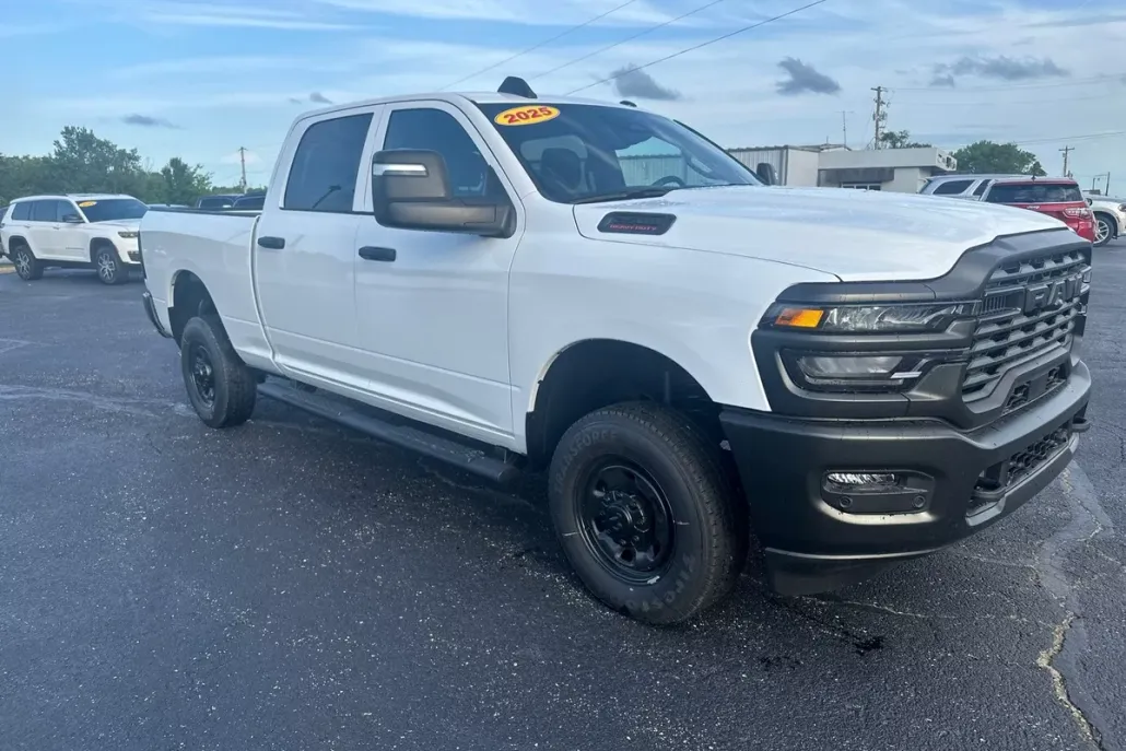 2025 Ram 2500 Tradesman photo 1