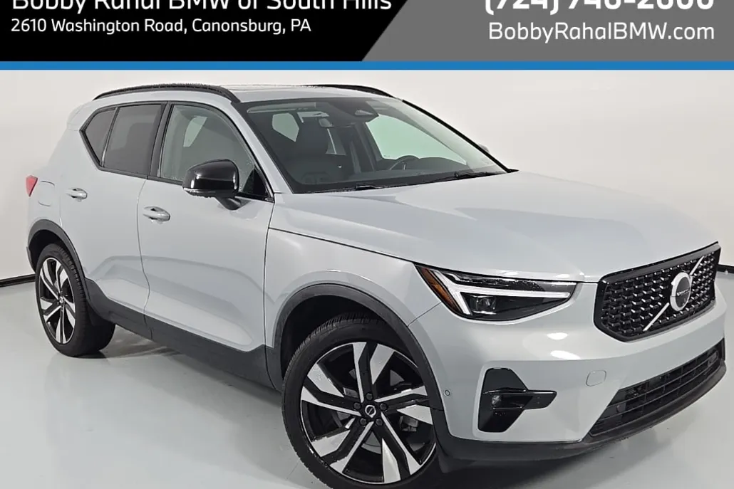 2024 Volvo XC40 Ultimate photo 1