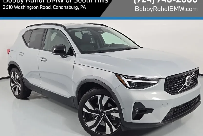 2024 Volvo XC40 Ultimate photo 1