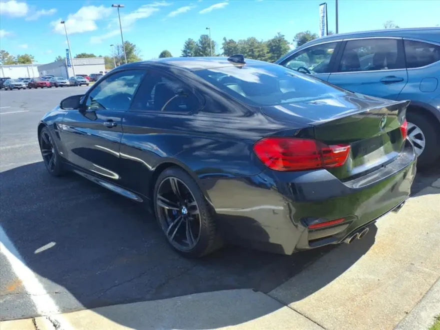 2016 Bmw M4 4-Series photo 1