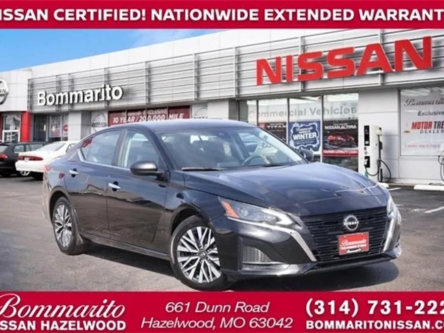 2024 Nissan Altima SV photo 1